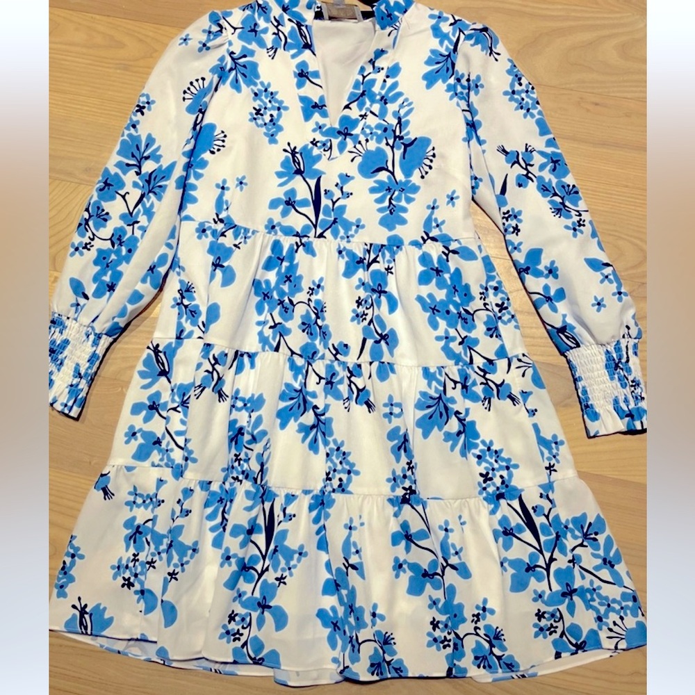 Sail to Sable Blue and White Floral Dress - Picture 3 of 6